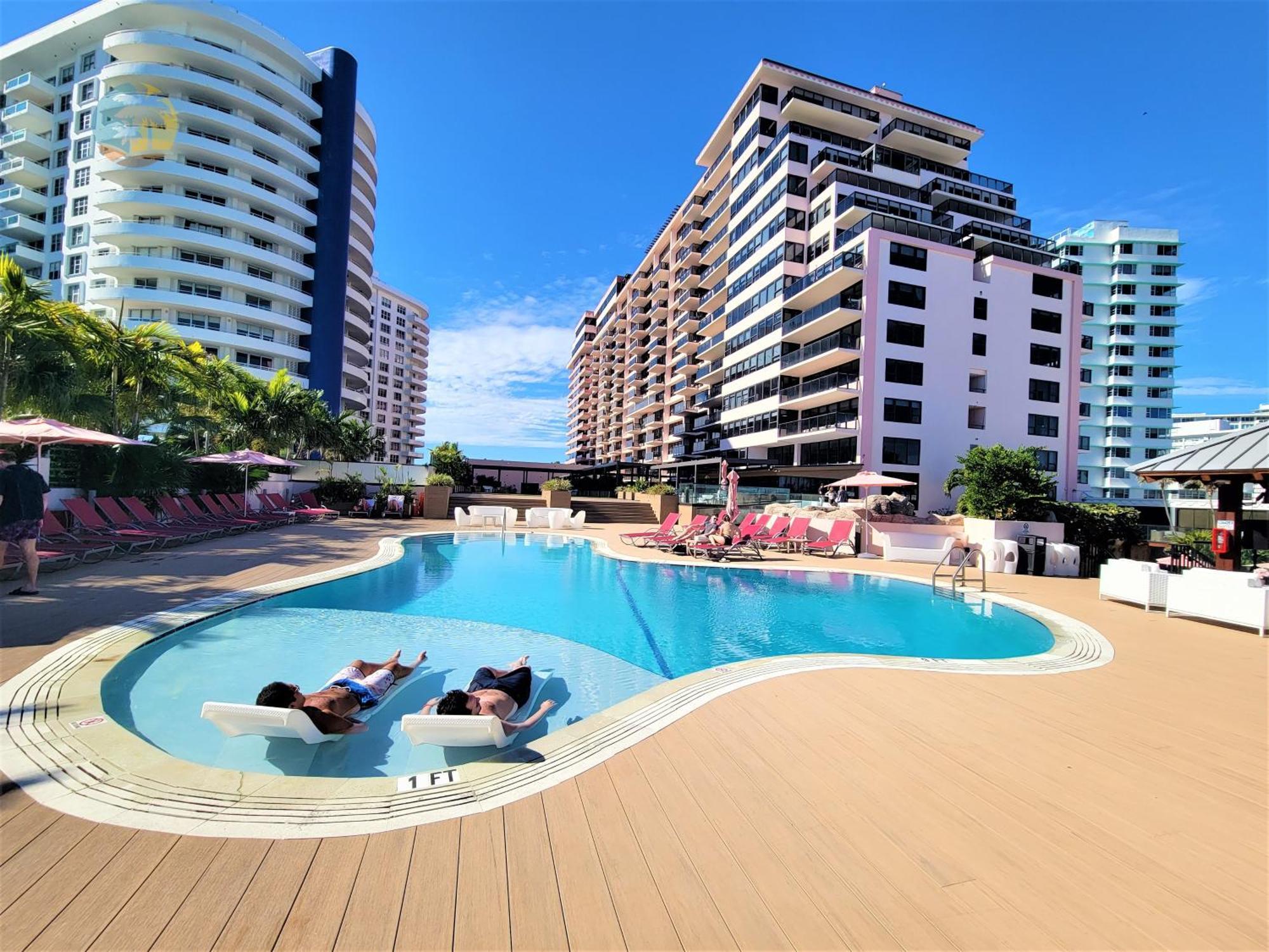 Luxury Beach Resort - Hora Rentals ไมอามีบีช ภายนอก รูปภาพ